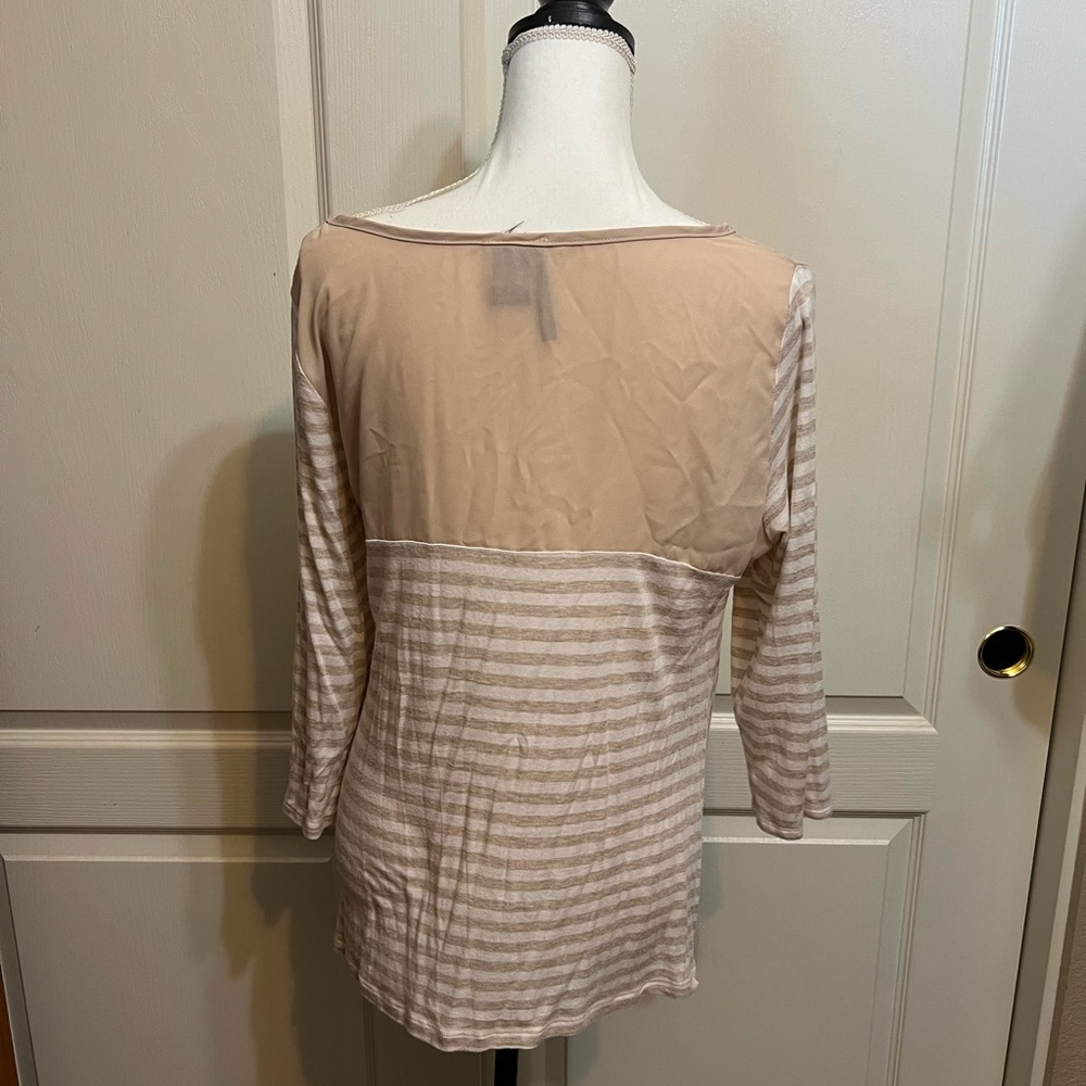 Lightweight Spring Blouse - Picture 5 of 5